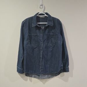 Lee Classic Denim Button-Up Shirt in Dark Blue